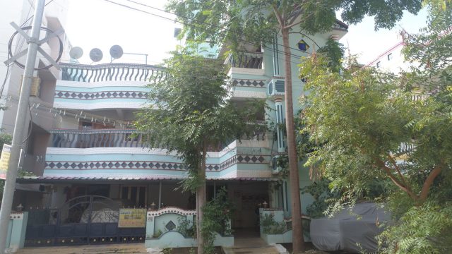 TWIN APARTMENT LOCATED NEAR PALAYAPALAYAM